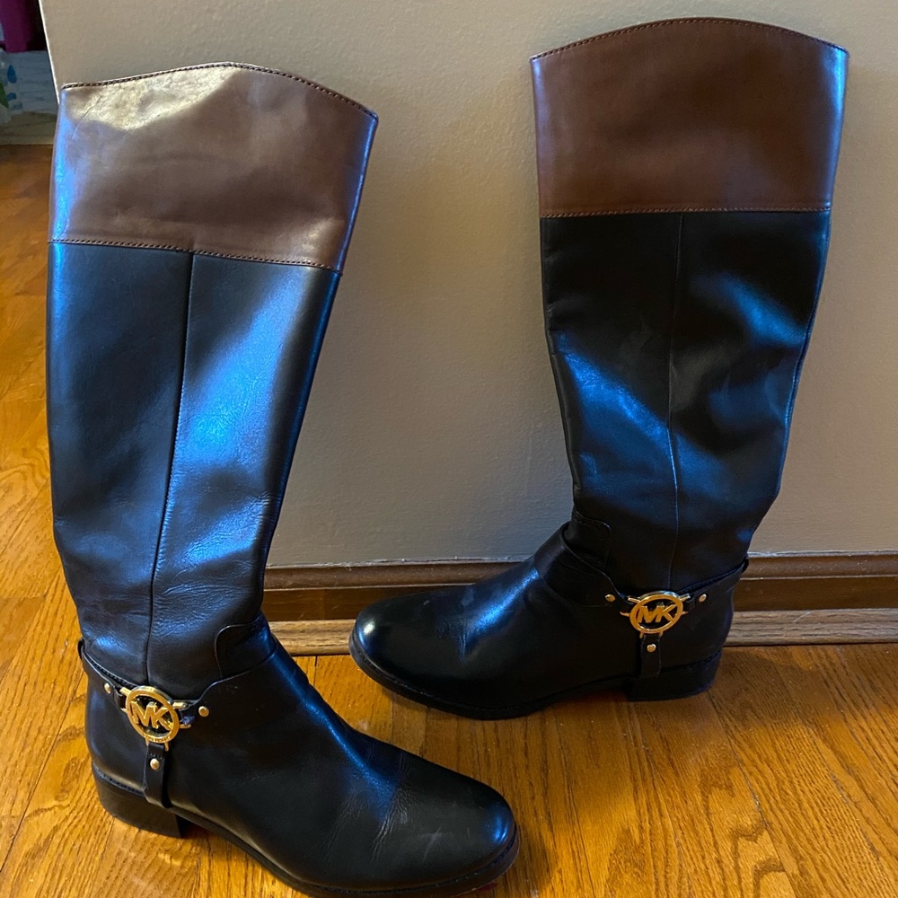 Michael Kors woman’s boots 8.5